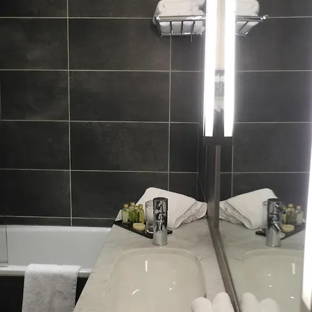 Marais Bastille Otel 3*