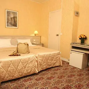 Marais Bastille Szálloda 3*