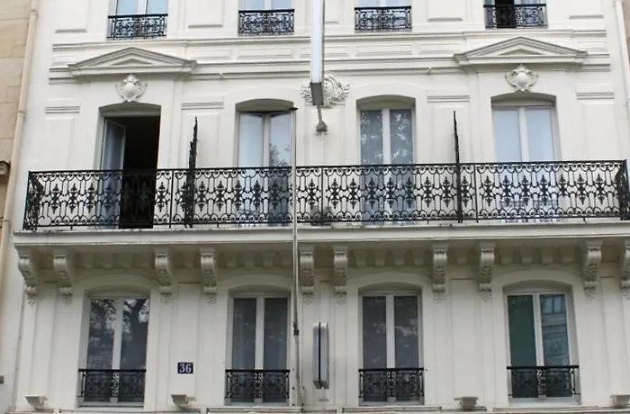 Marais Bastille Отель Париж