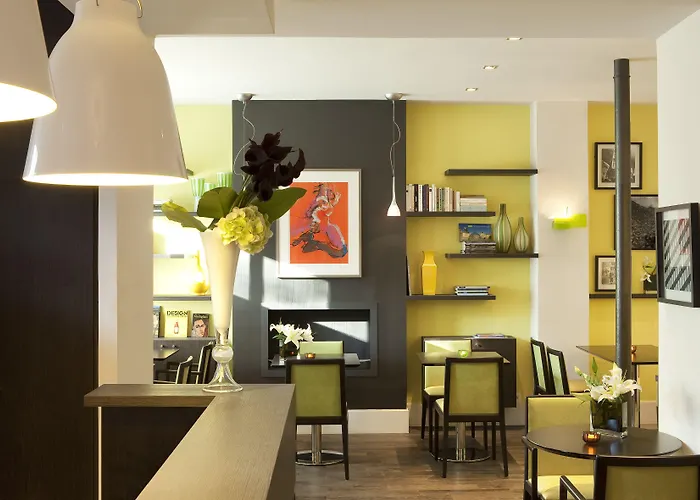 Отель Marais Bastille 3*