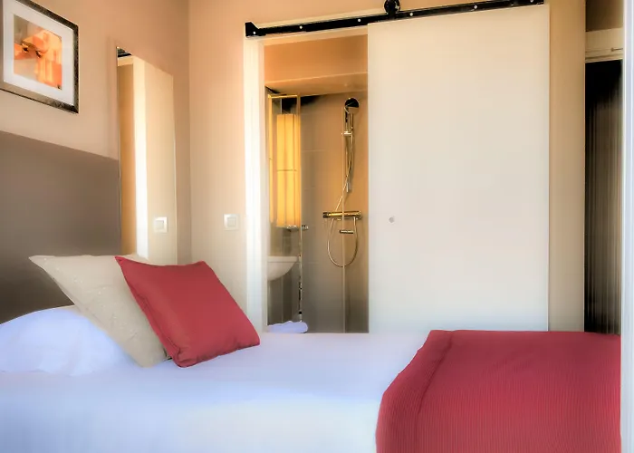 Marais Bastille Париж