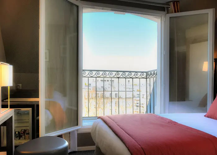 Отель Marais Bastille Париж