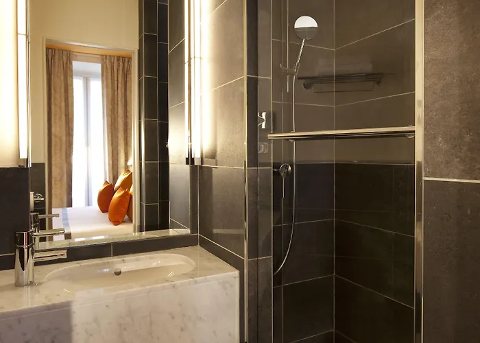 Отель Marais Bastille Париж