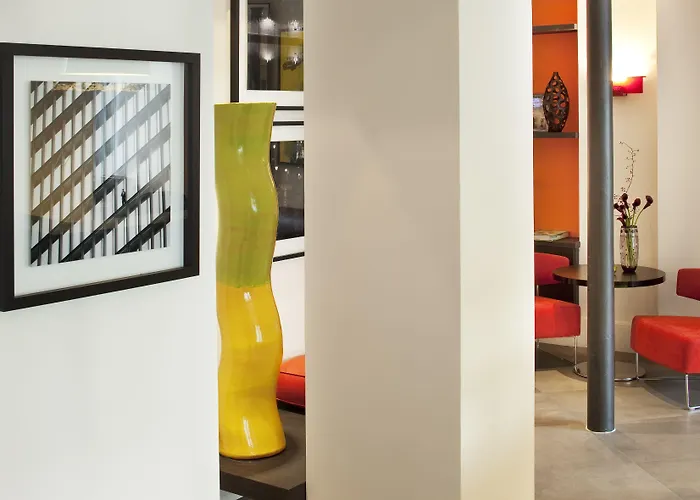 Marais Bastille Париж