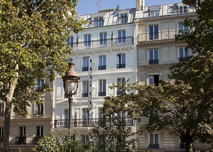 Отель Marais Bastille Париж