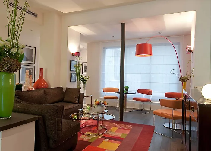 Marais Bastille Отель