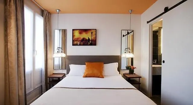 Отель Marais Bastille Париж