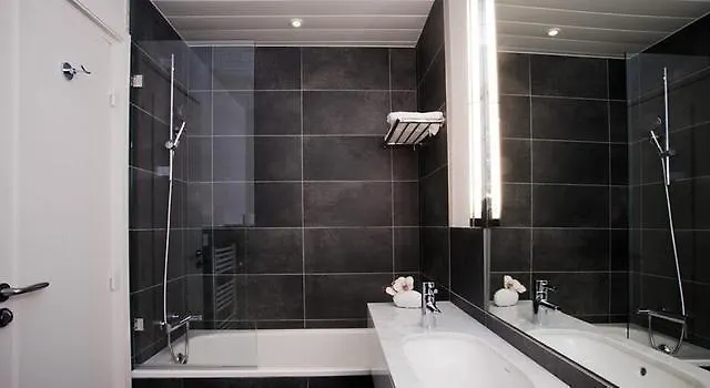 Marais Bastille Париж